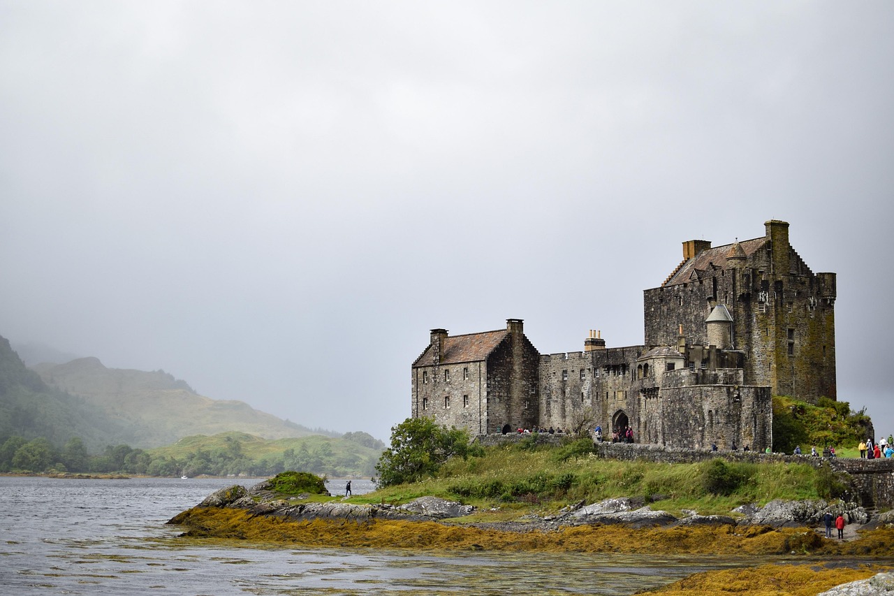 eilean donan castle 1650071 1280